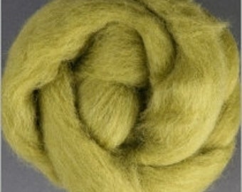 Corriedale Wool Roving- 019 Bean Sprout