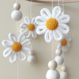Baby mobile, Flower baby mobile, Baby girl mobile, Baby girl nursery, Daisy nursery, Minimalist baby mobile, You are my sunshine, Mobile