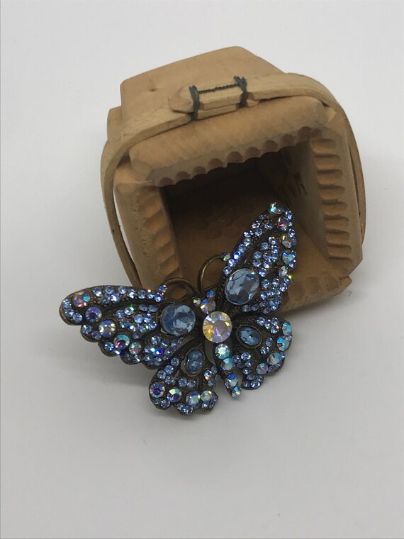 Stunning Blue Diamanté Brooch - image 3