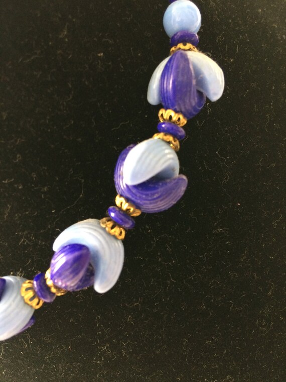 1930's glass bead necklace