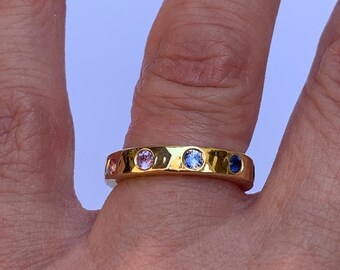 Rainbow Round Sapphires Hand Forged Chunky Hammered Solid 22K 18K 14K Yellow Recycled Gold Ring Band, 4mm Width