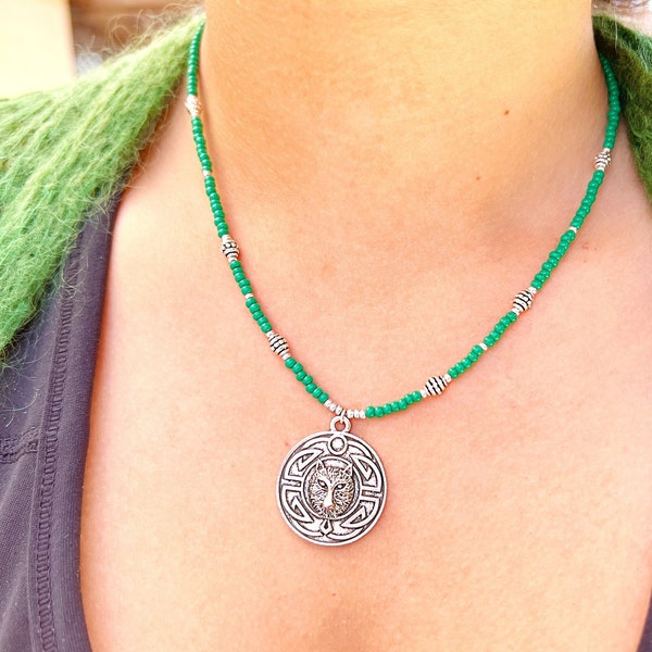 Green beaded necklace with wolf Celtic pendent, Celtic knot charm jewelry for cosplay, renaissance fair necklace, Viking core jewelry