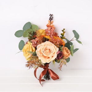 Rust Orange wedding bouquet, fall terracotta wedding bouquet, fall rust wedding, Halloween wedding bouquet