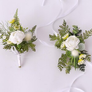 Dandelion wedding boutonniere corsage, white ligth green field greens green amaranth, dandelions wedding dandelions corsage