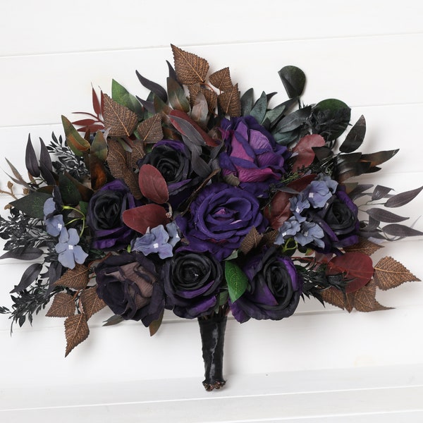 Black rust purple gothic wedding bouquet, black deep purple wedding bouquet black eggplant color bouquet black rust purple Halloween wedding