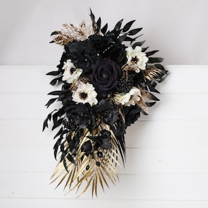 Black gold wedding bouquet with white anemone, black gold white cascading bouquet, gothic white anemone wedding bouquet, black gold wedding
