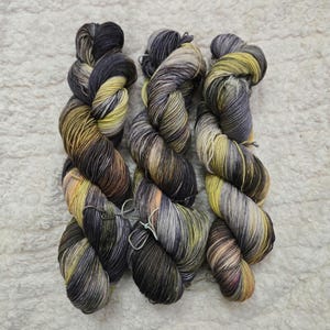 Hand-Dyed Yarn, Superwash Merino | OOAK