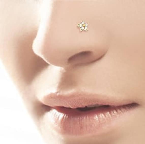 Flower nose deals ring