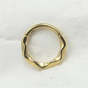 Gold Septum Hammered Surgical Steel Wave Hinged Segment Clicker Ring..16g..8mm