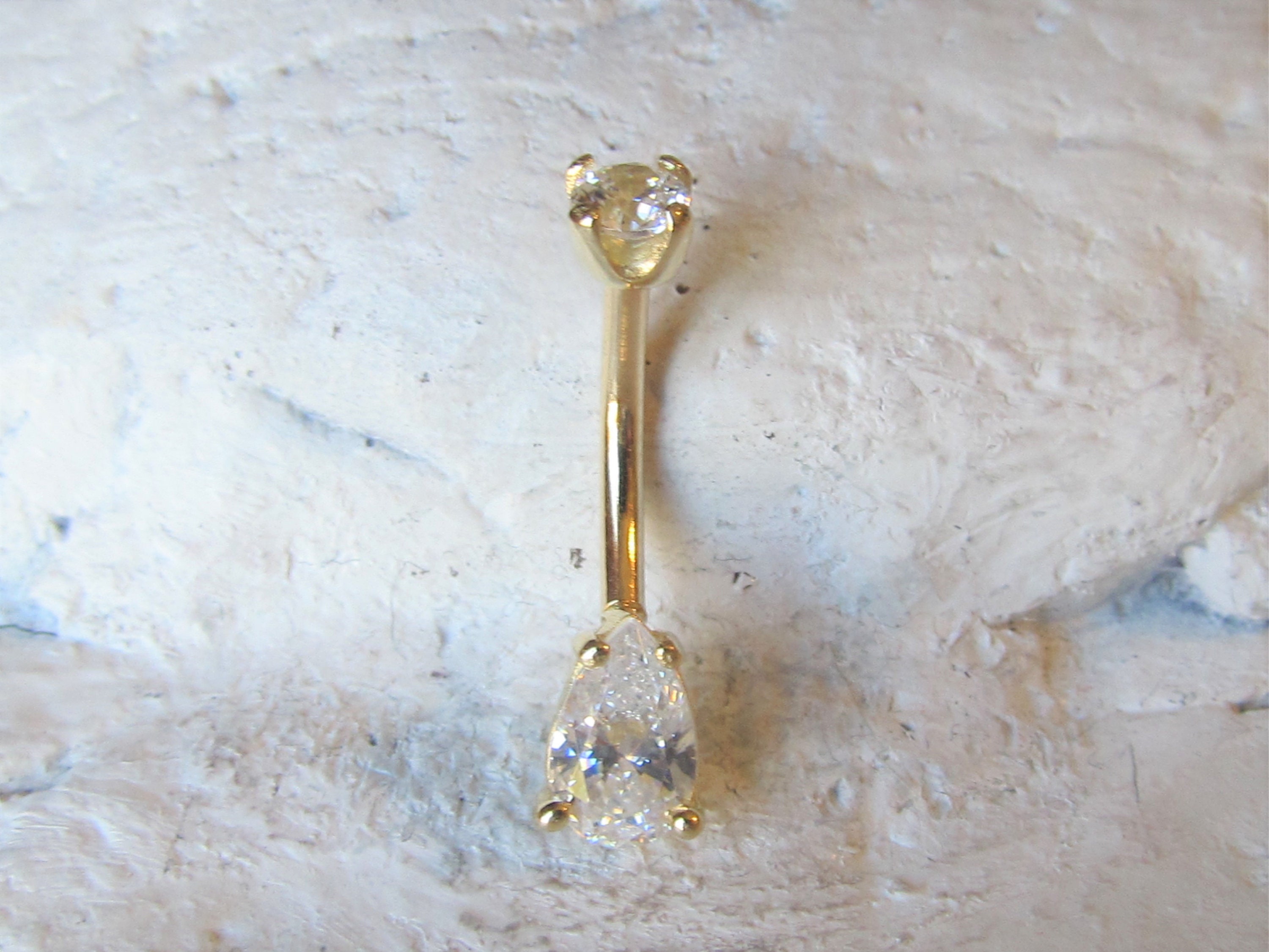 Piercing de umbigo e umbigo em ouro maciço 14k com lágrima, topo redondo em zircônia cúbica, rosca interna...14g..10 mm