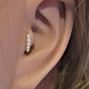 14k Solid White Gold Ultimate Tragus Piercing Hoop Ring..18g..7mm..1.2mm cz's.."BEUATIFUL!!!!
