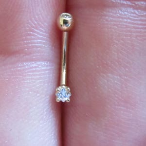 Piercing a barretta per sopracciglia, Rook Piercing a barretta in oro massiccio 14 carati con doppia pietra, 16 G (1,2 mm). Lunghezza 6 mm o 8 mm.