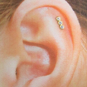 14k Solid Gold Helix Piercing,Cartilage Bezel Set 3cz Labret Ring..16g..6mm