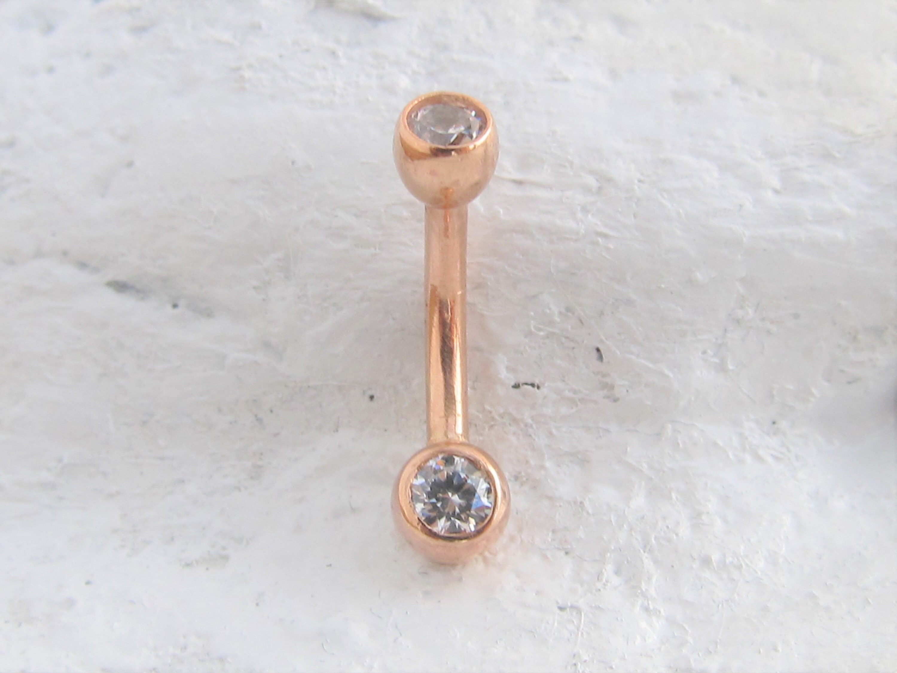 Gekleurde navelpiercing met één glitter balletje - 8 mm – Goud