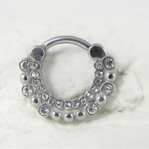 Daith Clicker,septum Surgical Steel Cz ball Clicker Ring..16g..8mm
