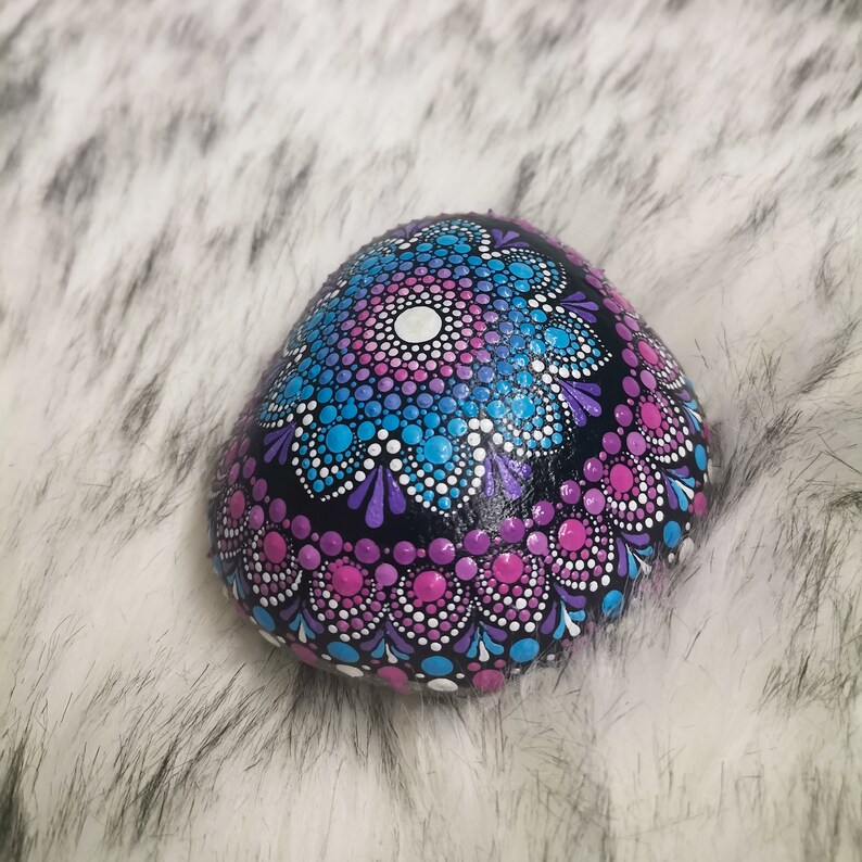 Mandala Rock, Natural Pebble, Dot Mandala, Painted Rock, Boho Decor ...
