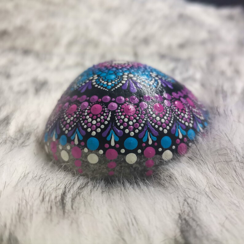 Mandala Rock, Natural Pebble, Dot Mandala, Painted Rock, Boho Decor ...