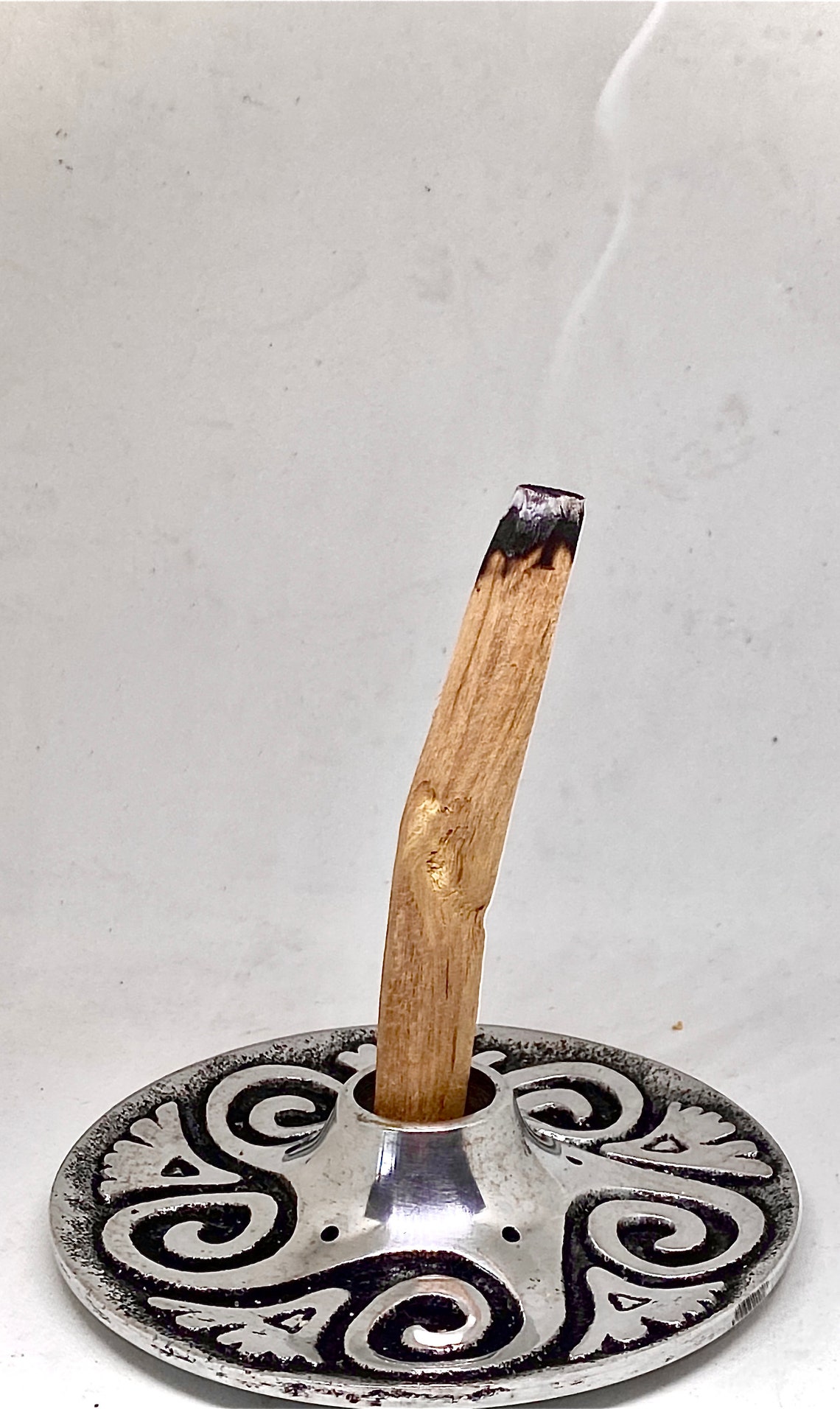 Metal Palo Santo Holder & Incense Burner With 5 Palo Santo Sticks - Handmade In Ecuador