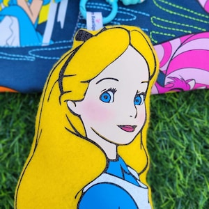 Alice in Wonderland Keychain/Alice Keychain/Alice Keycharm/Alice in Wonderland Bag Charm