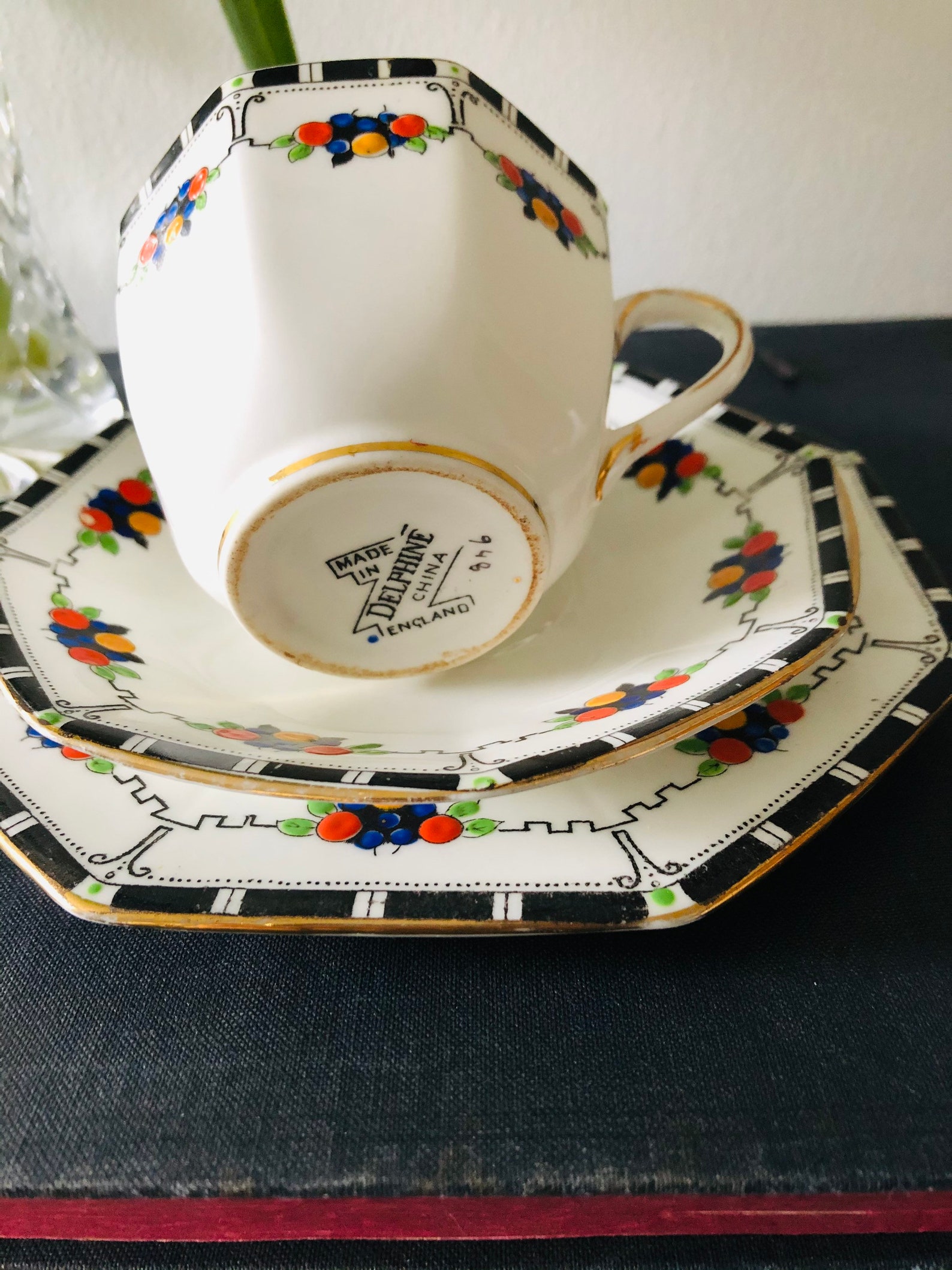 Taza de té de porcelana inglesa vintage y plato de platillo Etsy España Taza de té de porcelana inglesa vintage y plato de platillo Etsy España