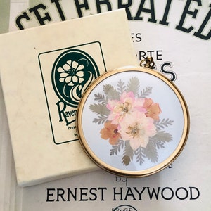 Vintage pressed flower wall decor. Dry flower wall hanging. English cottage flower decoration. Folk art . Vintage Pressed flower craft .