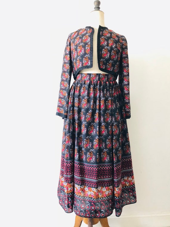 Vintage French couture black wool skirt with stunning embroidered pattern