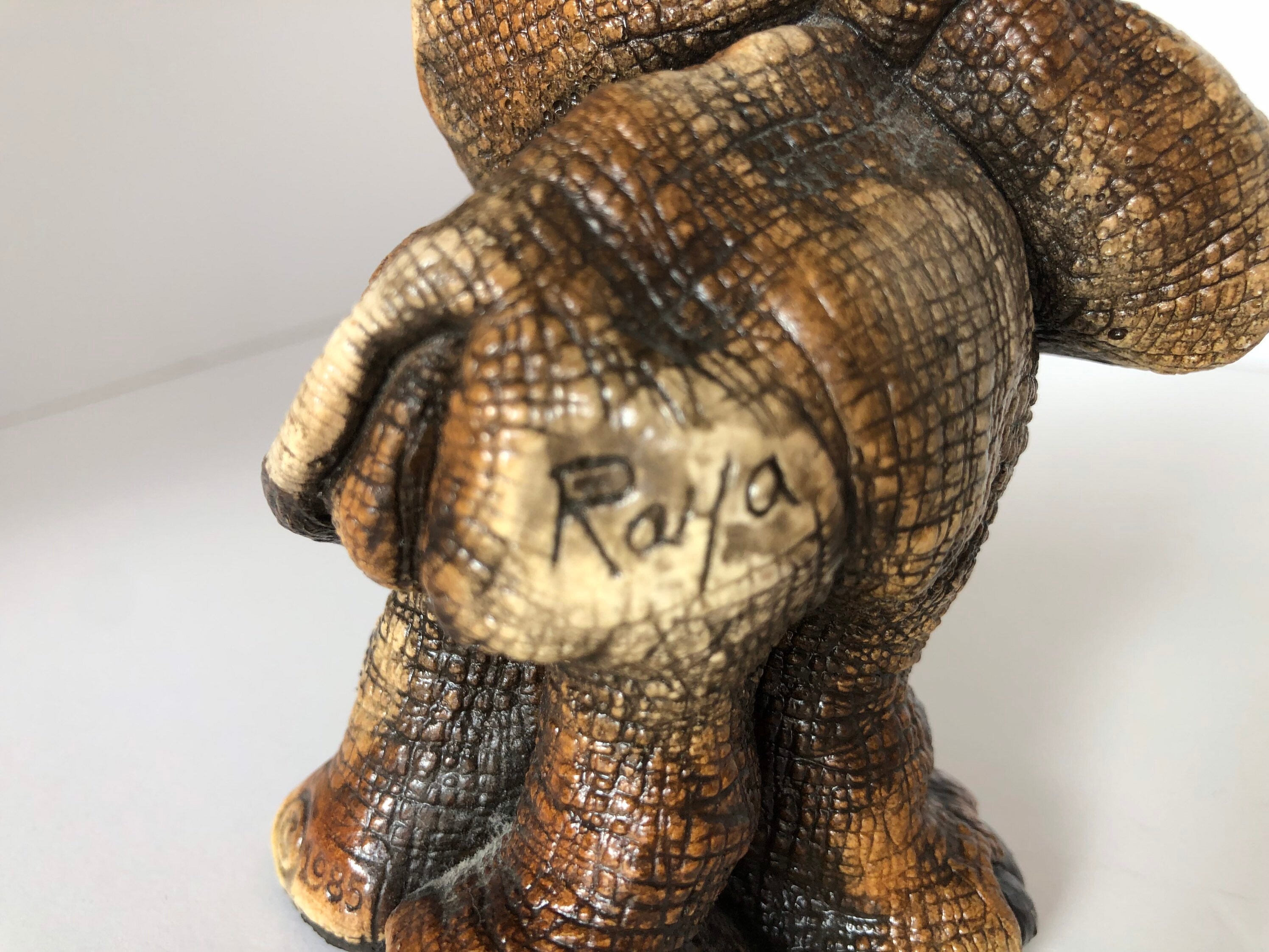 1985 JOHN RAYA Elephant 象オブジェ USA製 ビンテージ 1985 Vintage John Raya Beastie Collectible - Elephant - Etsy Canada
