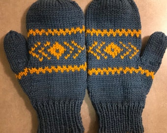 Traditional Mittens