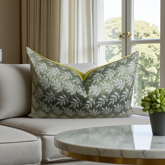 Luxury Christmas Green Velvet Pillow Cover: French Bay Leaf Jacquard, Lurex Detail (17” x 27”)