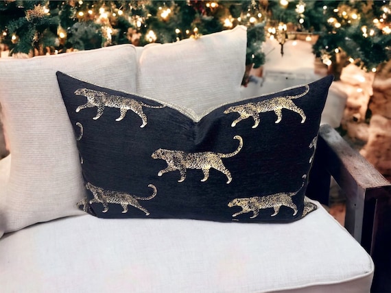 Luxury HighEnd Designer Porter and Stone  Leopard  Noir Velvet Handmade Cusion Cover Designed Interior Decorative