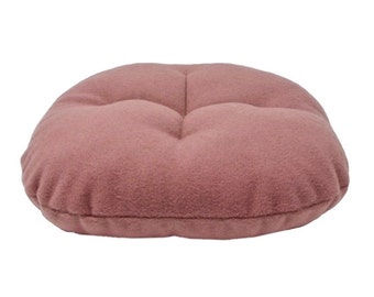 Coussin fait main en France en drap de laine vieux rose carré arrondi matelassé 30 x 30 cm rembourré de garniture polyester