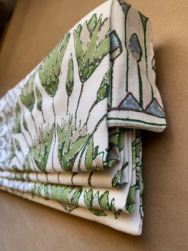 Anna French Cairo örngott: Grönt och vitt designerprydnadskudde bild 9
