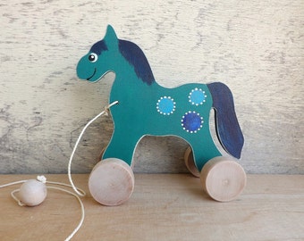 Wood push pull toy Horse Green Viridian, handmade personalized animals on wheels, custom wooden toys for toddlers with kid's name