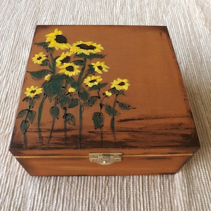 Wood Tea chest - Sunflowers in Brown, custom hand-painted Tea bags holder organizer, floral box, Tea lover gift, storage jewelry