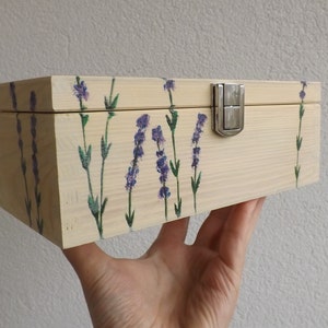 Teebox aus Holz mit Lavendel, kleine Schmuckkiste, handbemalt, personalisiertes Geschenk für Teeliebhaber, Teebeutelhalter, 3 Fächer