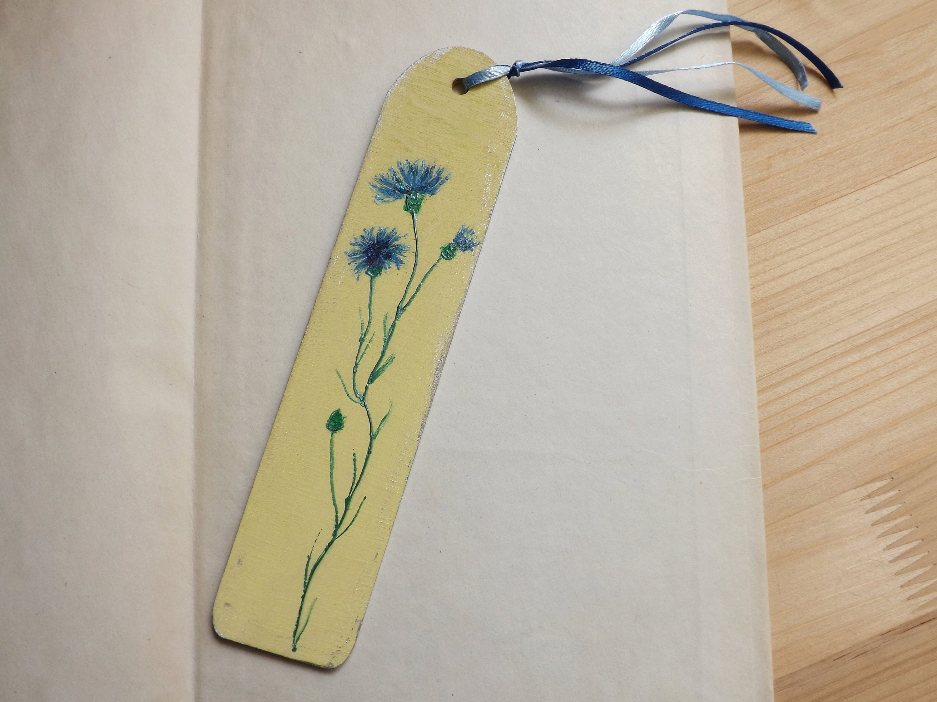 Floral Teak Wood Bookmark from Costa Rica - Sarchi Flower