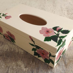 Wood Tissue Box Cover with flowers, handpainted personalized wooden rectangular box, Poppies Tulips Lavender Hibiscus decor Tissue holder zdjęcie 7