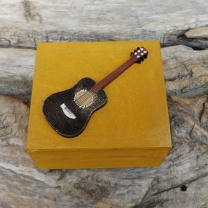 Wooden tiny box with classic Guitar, custom hand-painted gift for music lover, wood trinket mini chest guitar pick box