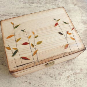 Wood Tea box with Autumn Leaves, hand-painted customized wooden storage box for Tea lover drinker, Ocher wood keepsake box Tea bag organizer