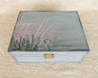 Wood Tea box with Heather, hand-painted chest Tea lover gift personalized wooden trinket box for letters jewelry Tea bags storage