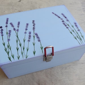 Teebox aus Holz mit Lavendel, handbemalte Schmuckschatulle für Schmuckschätze Teeliebhaber, individuelle Teebox, Teebeutelhalter