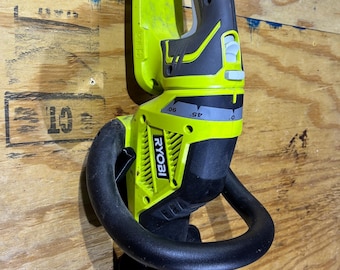 Ryobi Trimmer Wall Mount Holder