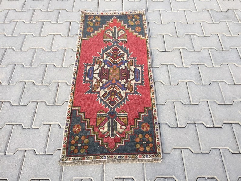Small Runner 1/'7 X 3/'8 ft Runner Narrow Small Rug Muted Red /& Navy Blue Vintage Rug Bath Rug Carpet Rug Turkish Rug Door Mat