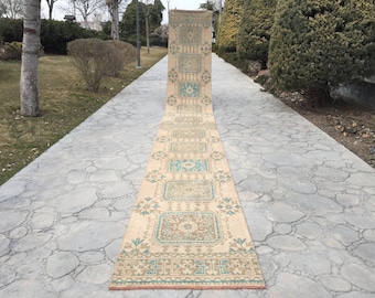 Tappeto turco vintage: tappeto in lana tessuto a mano, 2'8" x 21'9"