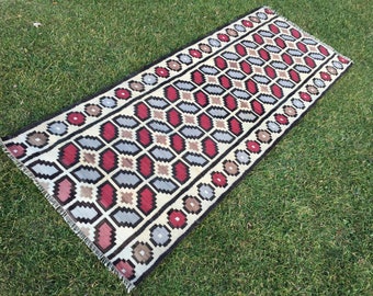 Handwoven Wool Kilim Rug Runner: Vintage Bohemian Decor (2’5” X 6’6”)