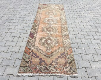 Handwoven Turkish Rug Runner: Antique Wool Hallway Carpet (2’9” X 9’4”)