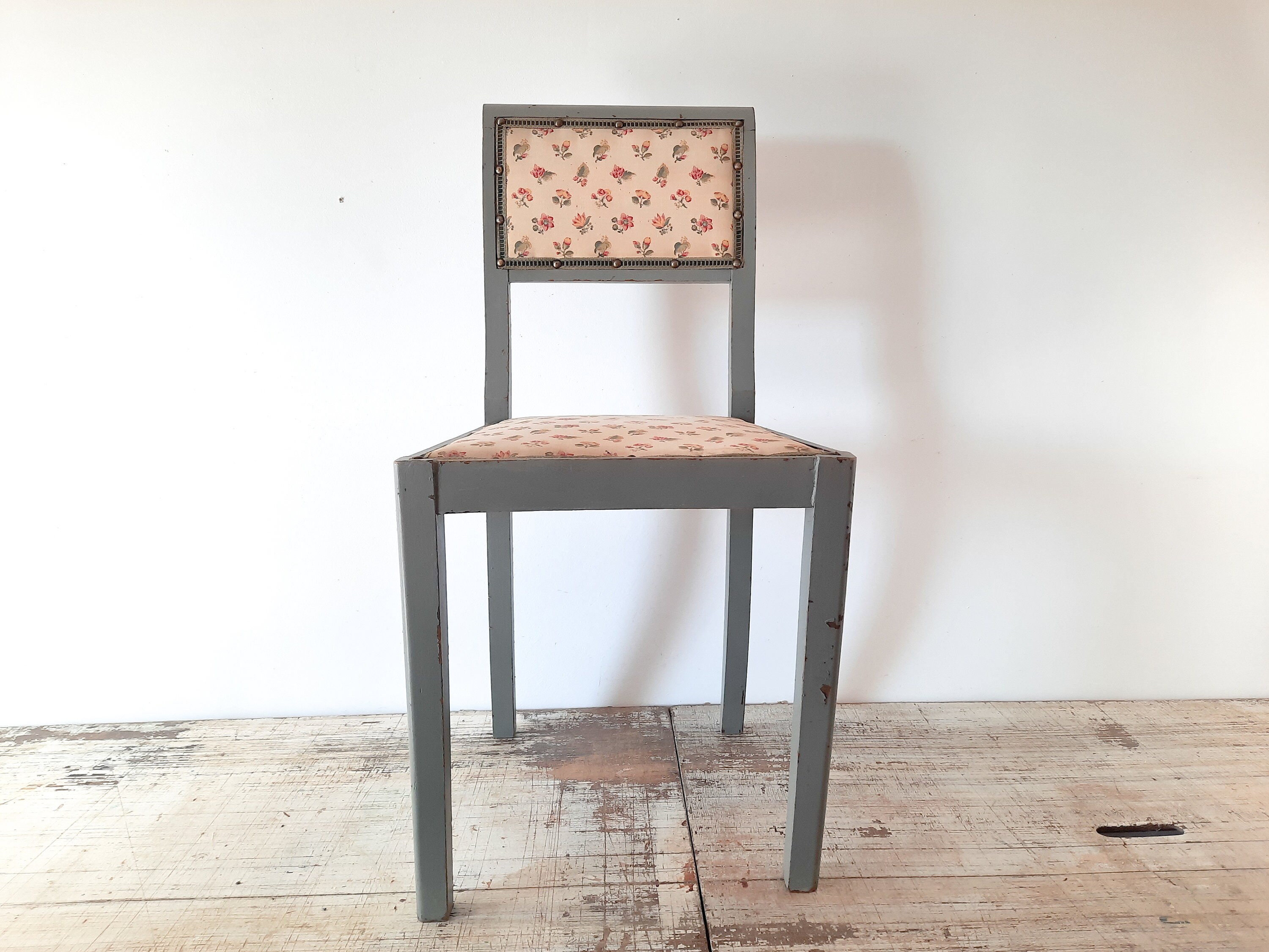 Vieille chaise De Salle