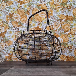 Wire Egg Basket Antique, French Basket, Handmade Metal Wire Basket, French Egg Basket, Rustic Wire Basket, Farmhouse basket, Country