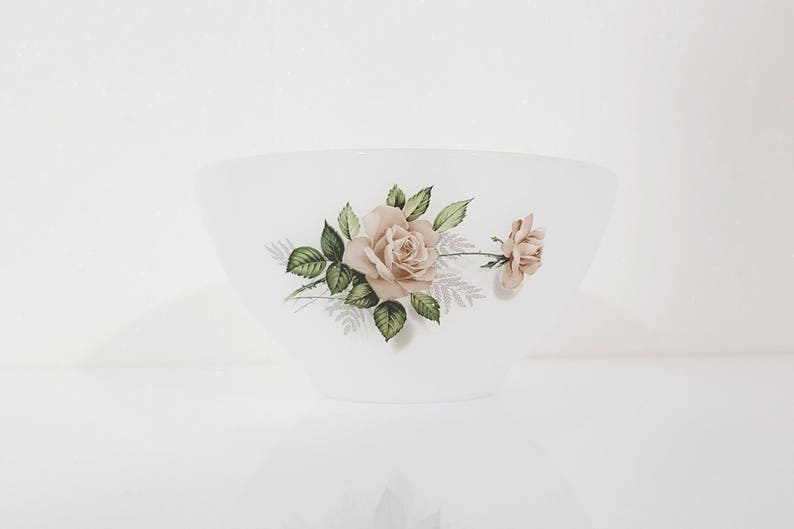 Set of 2 French Vintage Arcopal Cafe au Lait Bowls Pink Rose Milk Glass Mid Century Bowls