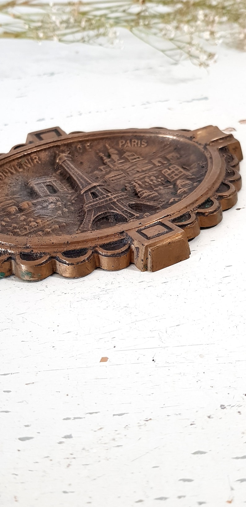 PARIS Souvenir Art Deco Ashtray Eiffel Tower Ashtray Souvenir de paris French Smoker